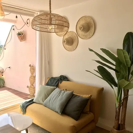 T2 Avec Terrasse 100m Plage, Proche Centre-ville شقة لا روشيل
